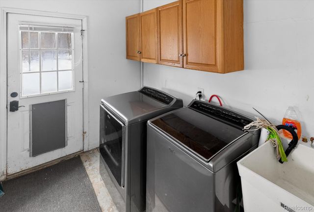 13574 Fairview Court, Van Buren Charter Township, MI 48111