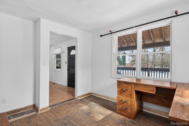 13574 Fairview Court, Van Buren Charter Township, MI 48111