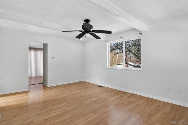 13574 Fairview Court, Van Buren Charter Township, MI 48111