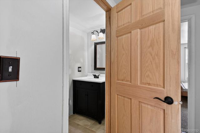 13574 Fairview Court, Van Buren Charter Township, MI 48111