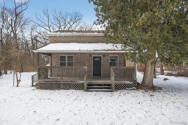 13574 Fairview Court, Van Buren Charter Township, MI 48111