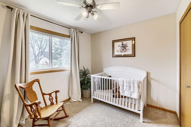 9621 Hallmark Avenue S, Cottage Grove, MN 55016