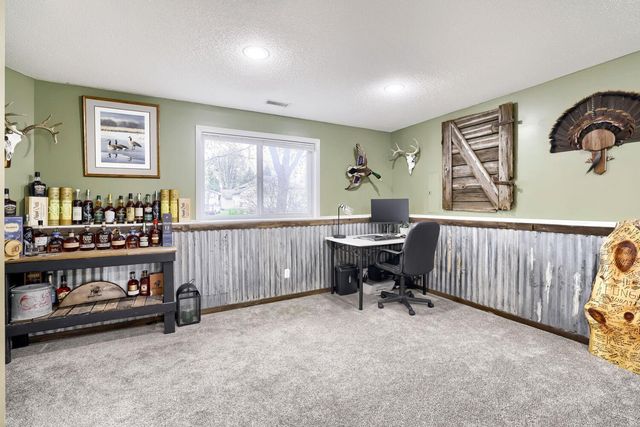 9621 Hallmark Avenue S, Cottage Grove, MN 55016