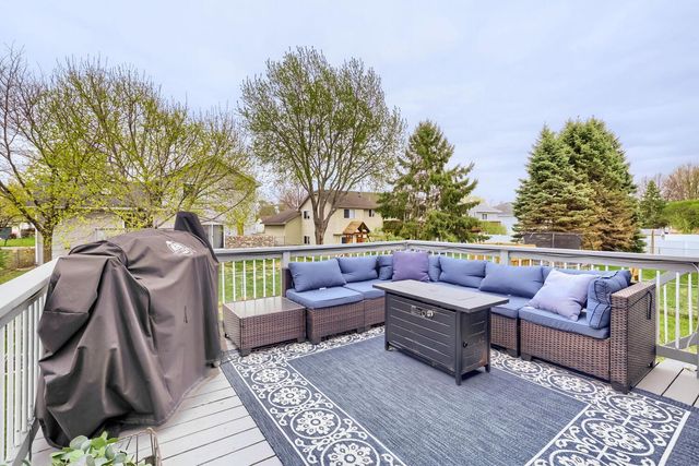 9621 Hallmark Avenue S, Cottage Grove, MN 55016