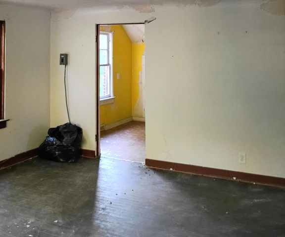 544 S 13th Street, Saginaw City, MI 48601