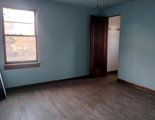 544 S 13th Street, Saginaw City, MI 48601