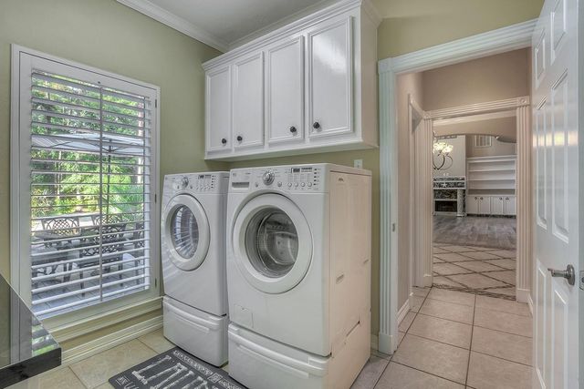 10819 Lake Windcrest, Magnolia, TX 77354