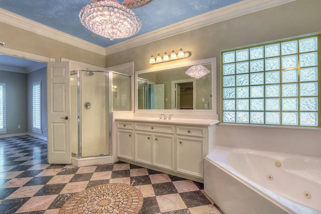 10819 Lake Windcrest, Magnolia, TX 77354