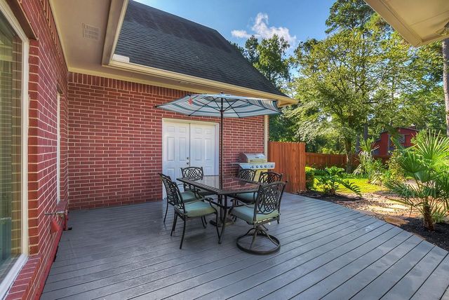 10819 Lake Windcrest, Magnolia, TX 77354