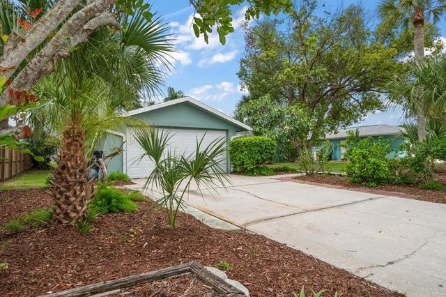 911 SAGO PALM WAY WAY, Apollo Beach, FL 33572