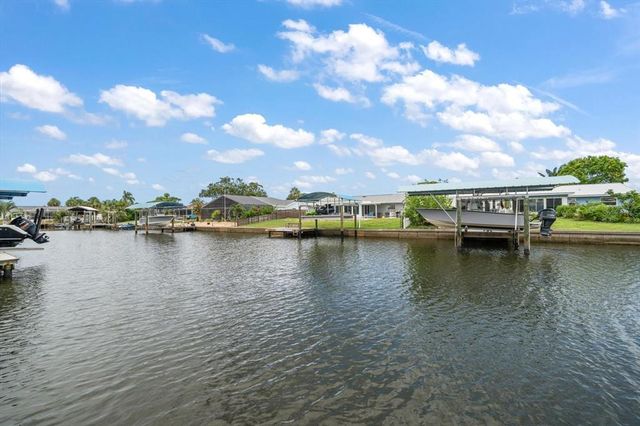 911 SAGO PALM WAY WAY, Apollo Beach, FL 33572