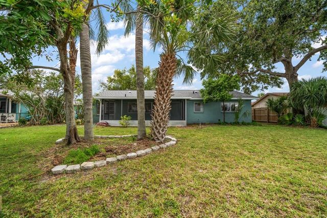911 SAGO PALM WAY WAY, Apollo Beach, FL 33572