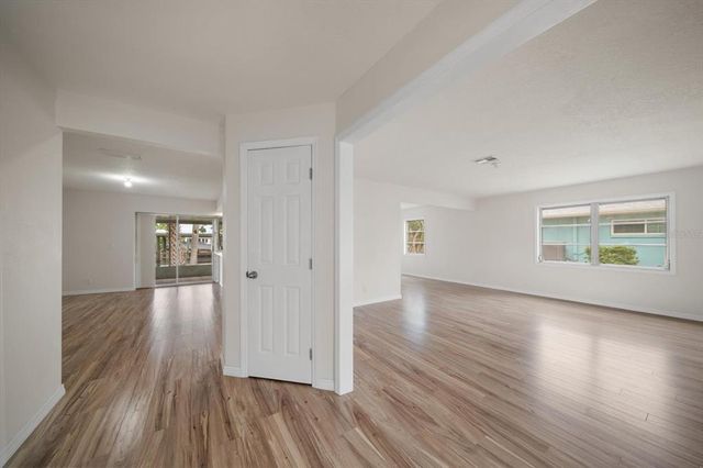 911 SAGO PALM WAY WAY, Apollo Beach, FL 33572