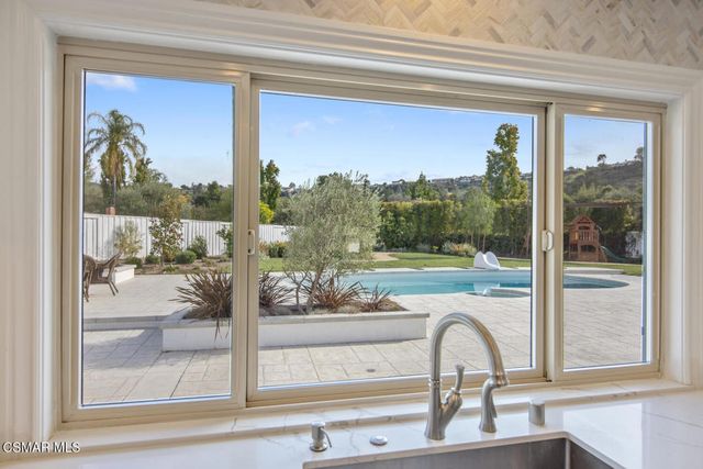 31944 Doverwood Court, Westlake Village, CA 91361