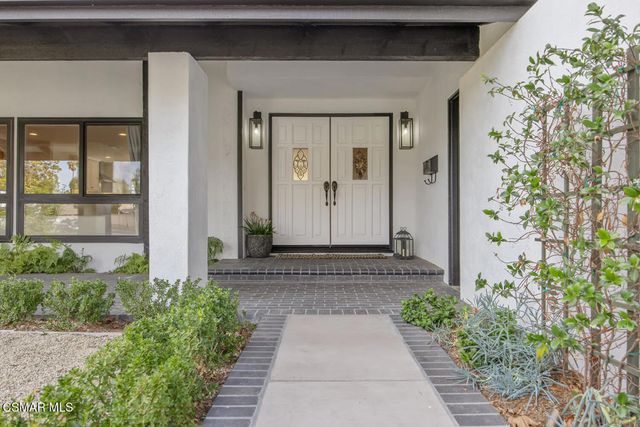 31944 Doverwood Court, Westlake Village, CA 91361