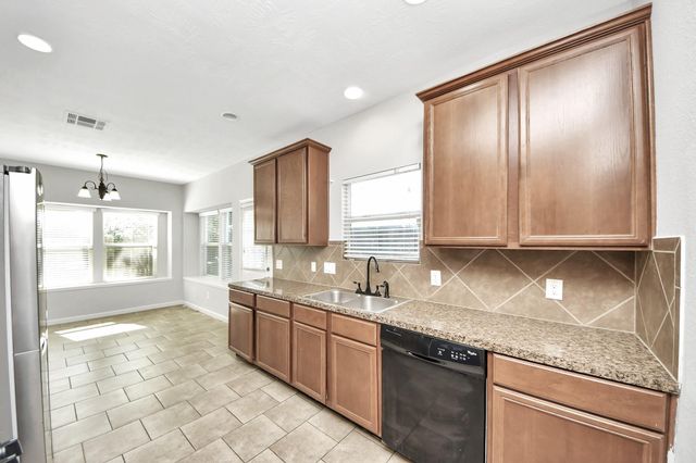 11207 Royal Rock Ct Court, Houston, TX 77088