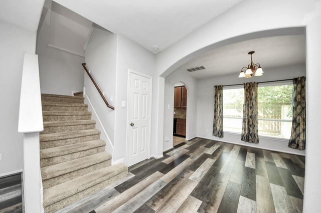 11207 Royal Rock Ct Court, Houston, TX 77088