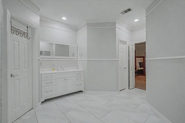12522 Millscott Drive, Houston, TX 77070