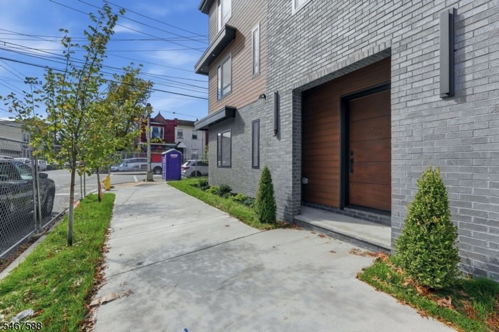 97 9Th Ave, Newark City, NJ 07107 — photo 4