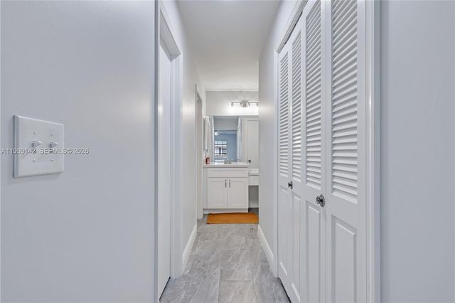 10115 44th Way S 409, Boynton Beach, FL 33436