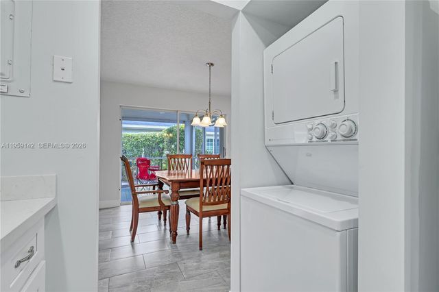 10115 44th Way S 409, Boynton Beach, FL 33436