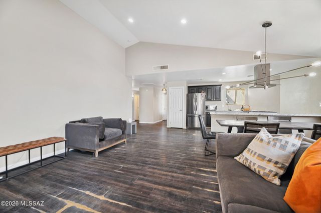 836 E Oregon Street, Tucson, AZ 85706