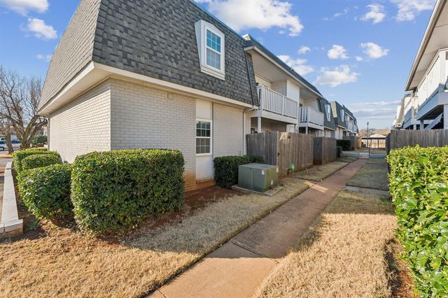 11419 N May Avenue D, Oklahoma City, OK 73120