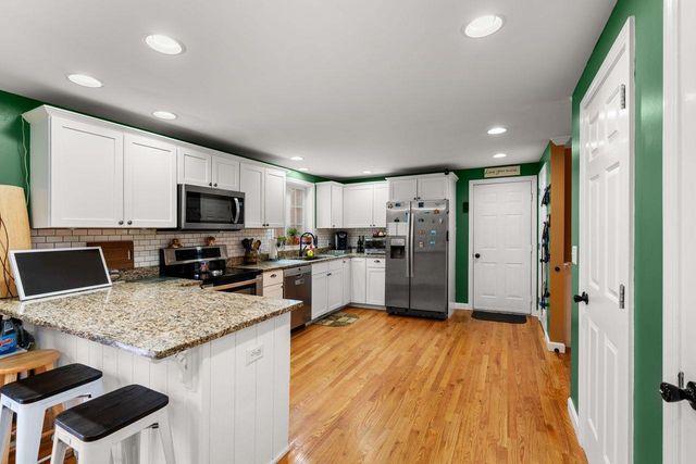 7 Samantha Avenue, Raymond, NH 03077