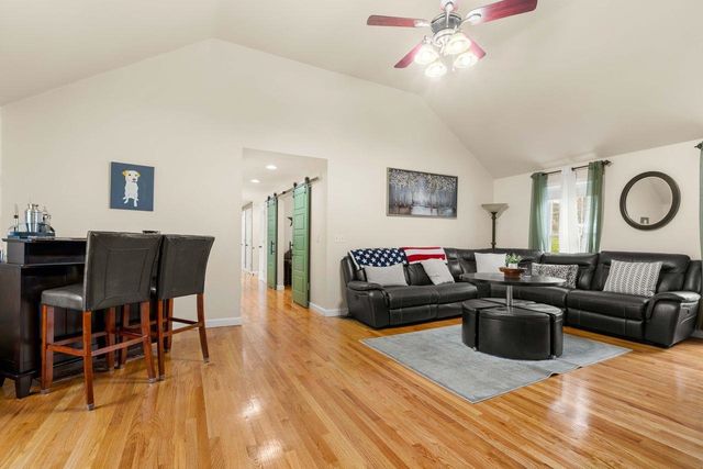 7 Samantha Avenue, Raymond, NH 03077