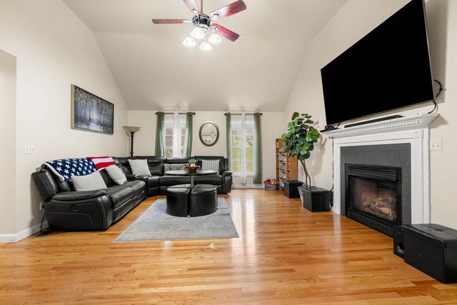 7 Samantha Avenue, Raymond, NH 03077