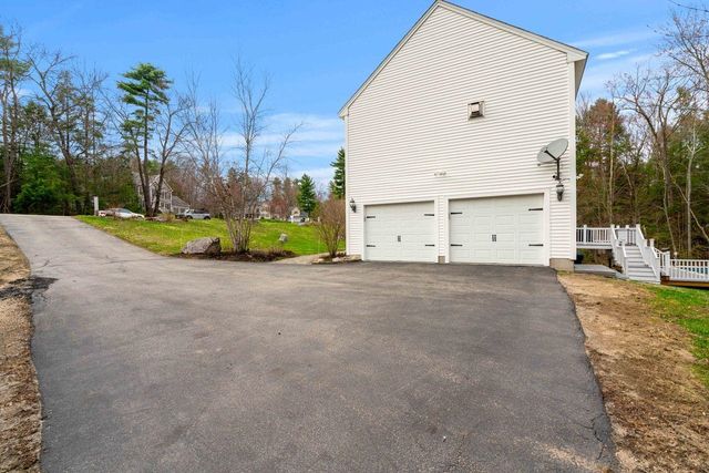 7 Samantha Avenue, Raymond, NH 03077