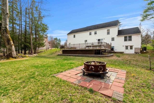 7 Samantha Avenue, Raymond, NH 03077