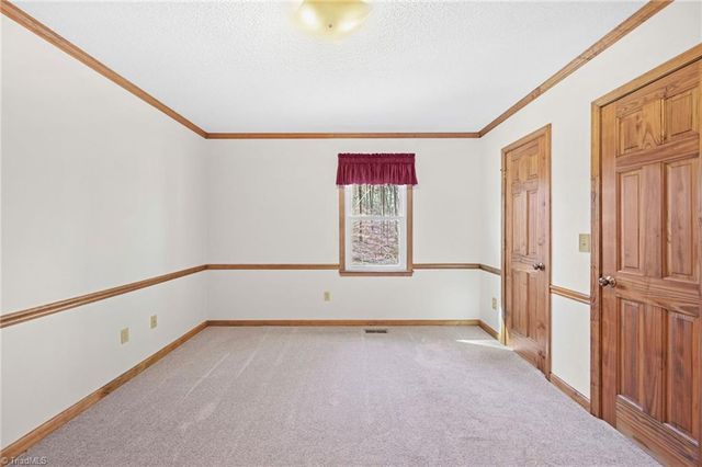 109 Normandy Avenue, Boonville, NC 27011