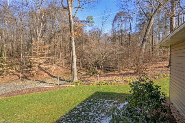 109 Normandy Avenue, Boonville, NC 27011