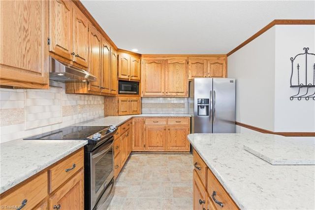 109 Normandy Avenue, Boonville, NC 27011