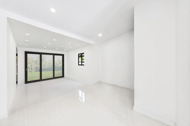 1339 NE 15th Avenue, Fort Lauderdale, FL 33304