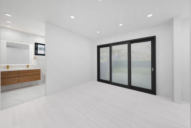 1339 NE 15th Avenue, Fort Lauderdale, FL 33304