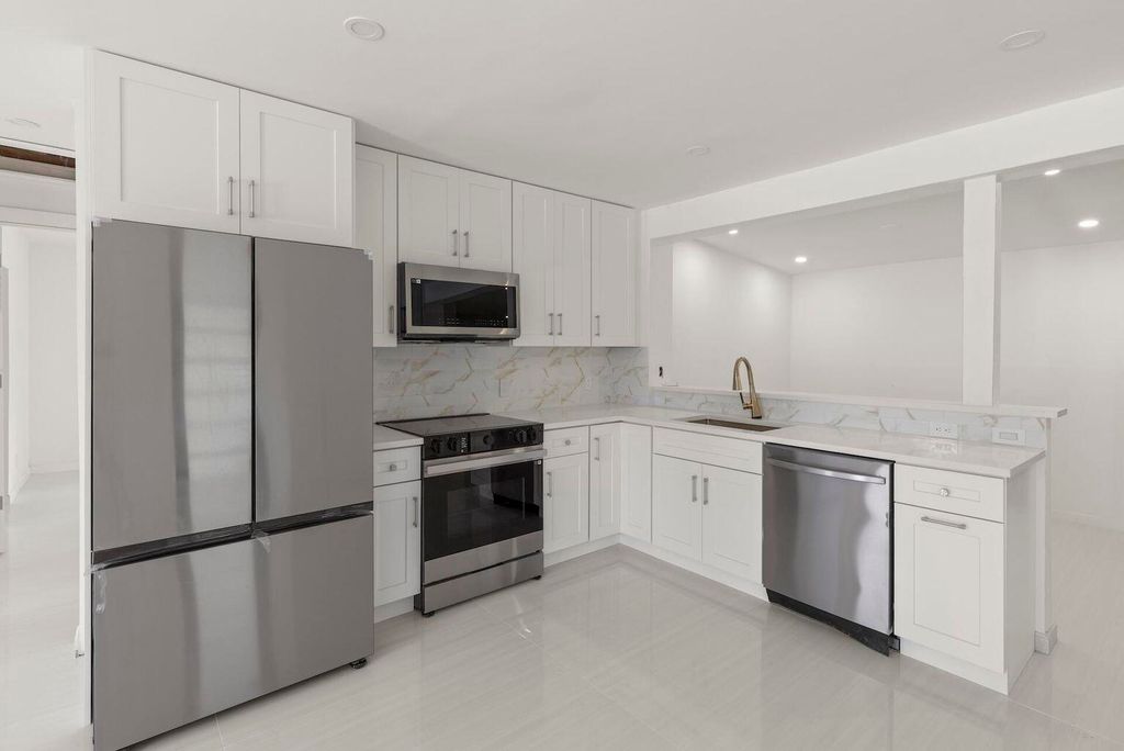 1339 NE 15th Avenue, Fort Lauderdale, FL 33304