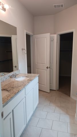 303 SULPHUR SPRINGS, Cibolo, TX 78108