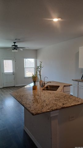 303 SULPHUR SPRINGS, Cibolo, TX 78108