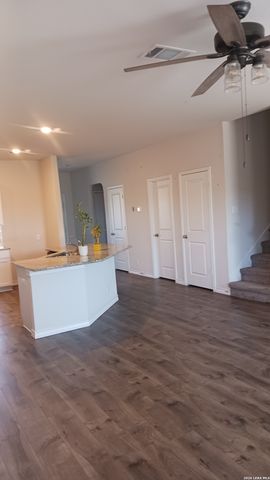 303 SULPHUR SPRINGS, Cibolo, TX 78108