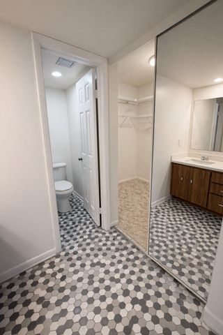 3826 Whitehall Drive 305, West Palm Beach, FL 33401