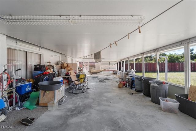 2960 Renee CT, Fort Myers, FL 33905