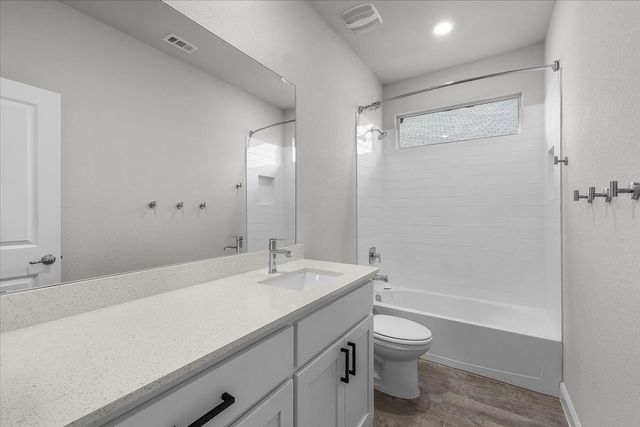 804 Greenford Manor, Fort Worth, TX 76247