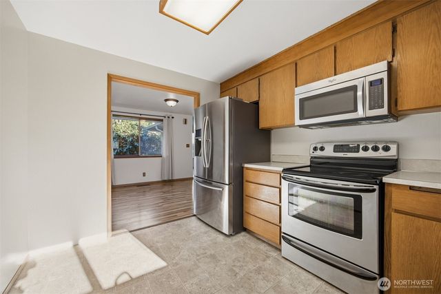 1011 N 14th Street, Mount Vernon, WA 98273