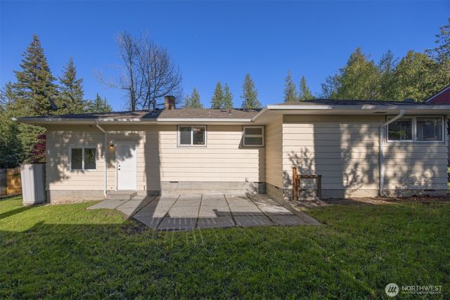 1011 N 14th Street, Mount Vernon, WA 98273