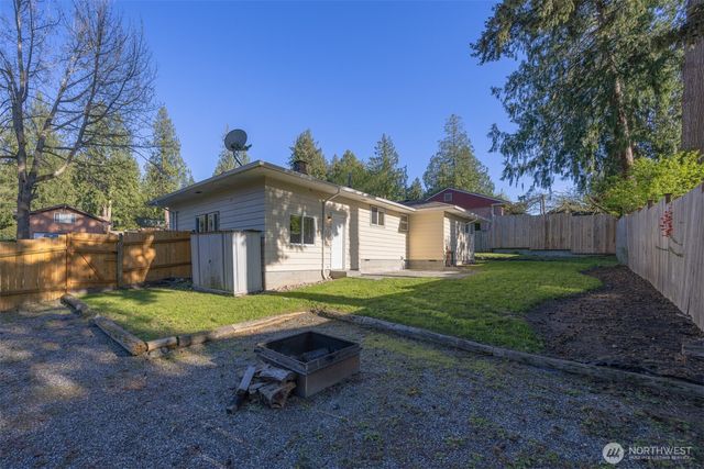 1011 N 14th Street, Mount Vernon, WA 98273