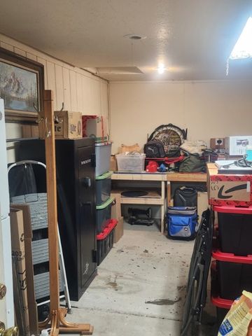 218 W Detrital Drive, Meadview, AZ 86444