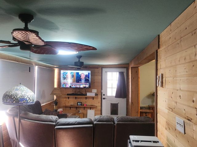 218 W Detrital Drive, Meadview, AZ 86444