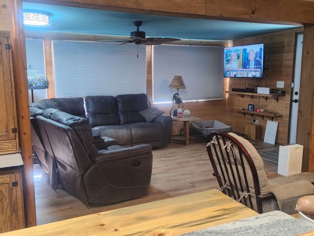 218 W Detrital Drive, Meadview, AZ 86444